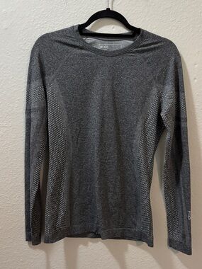 FIGS Salta Seamless Underscrub Performance Top Graphite Size Medium